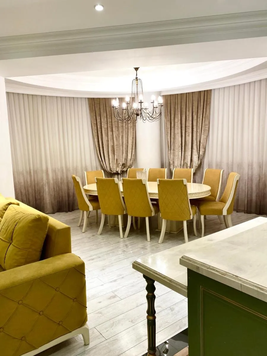 Image 5 of 3 bedroom Sea view apartment in the center of Baku