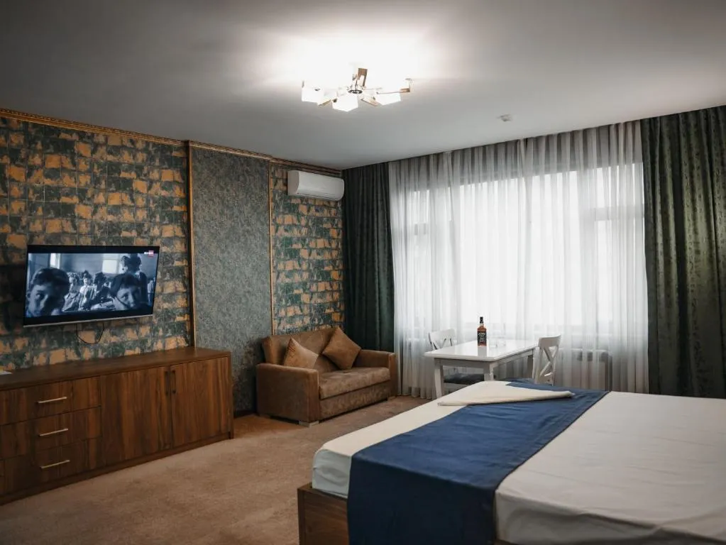 Image of Alison Hotel
