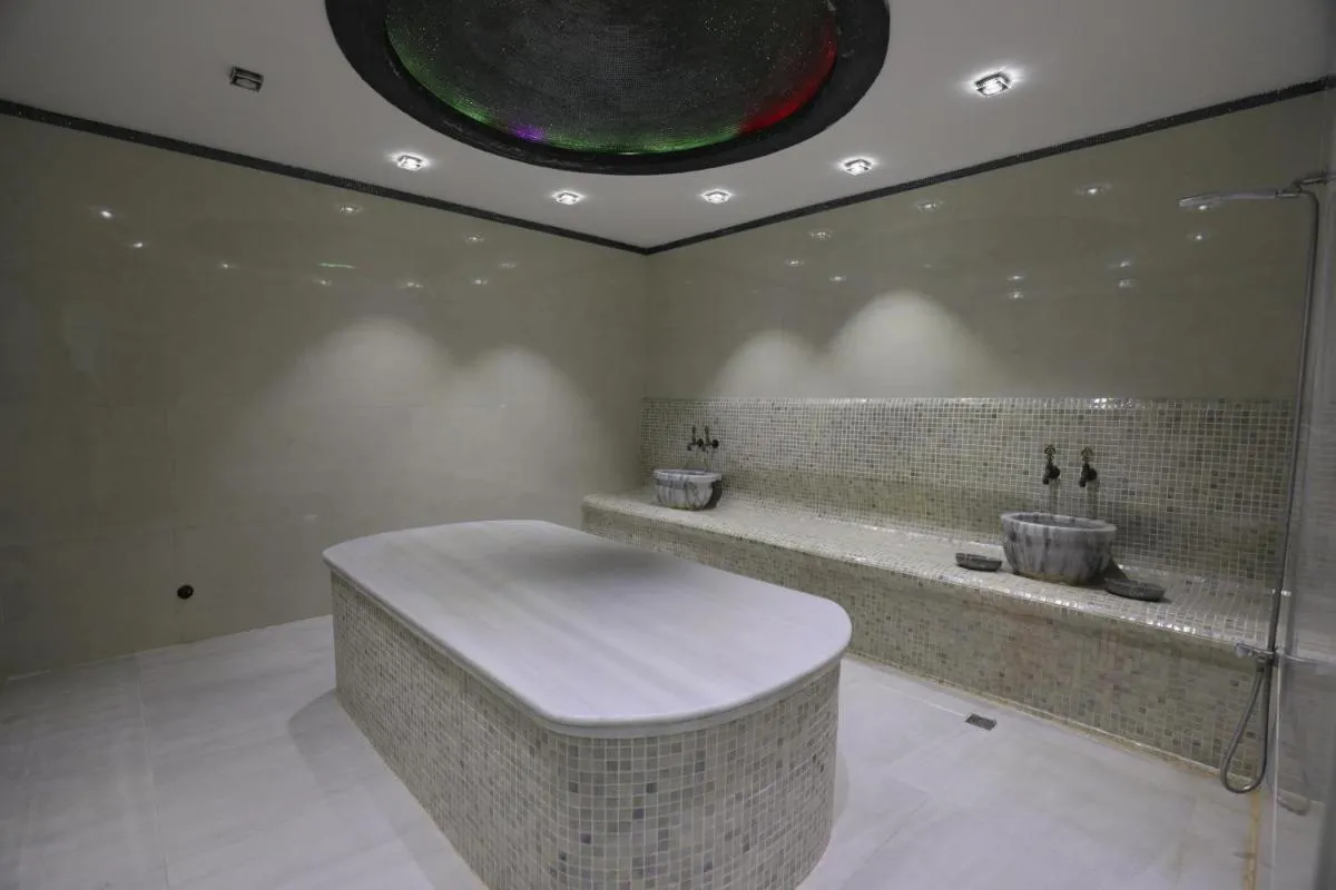 Image 1 of Altus Hotel