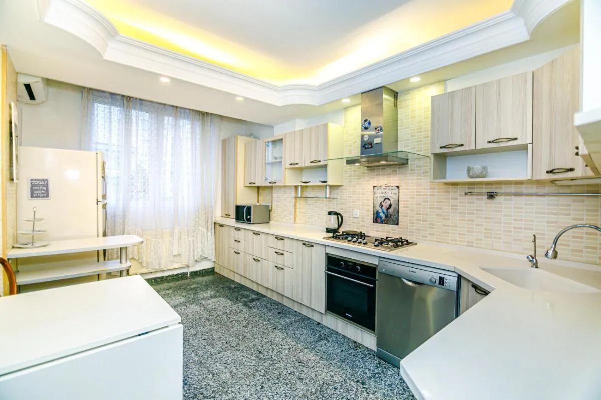 Image 2 of Apartment Freedom Square