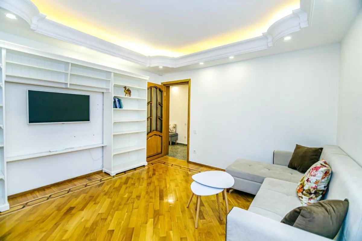 Image 4 of Apartment Freedom Square