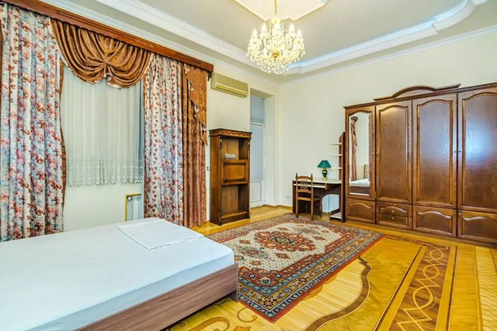 Image 1 of Apartment in the Central Garden