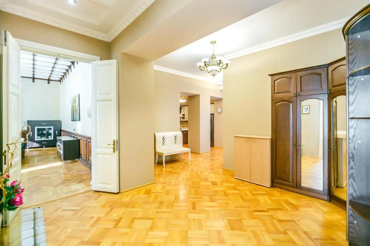 Image 2 of Apartment on Metro Sahil