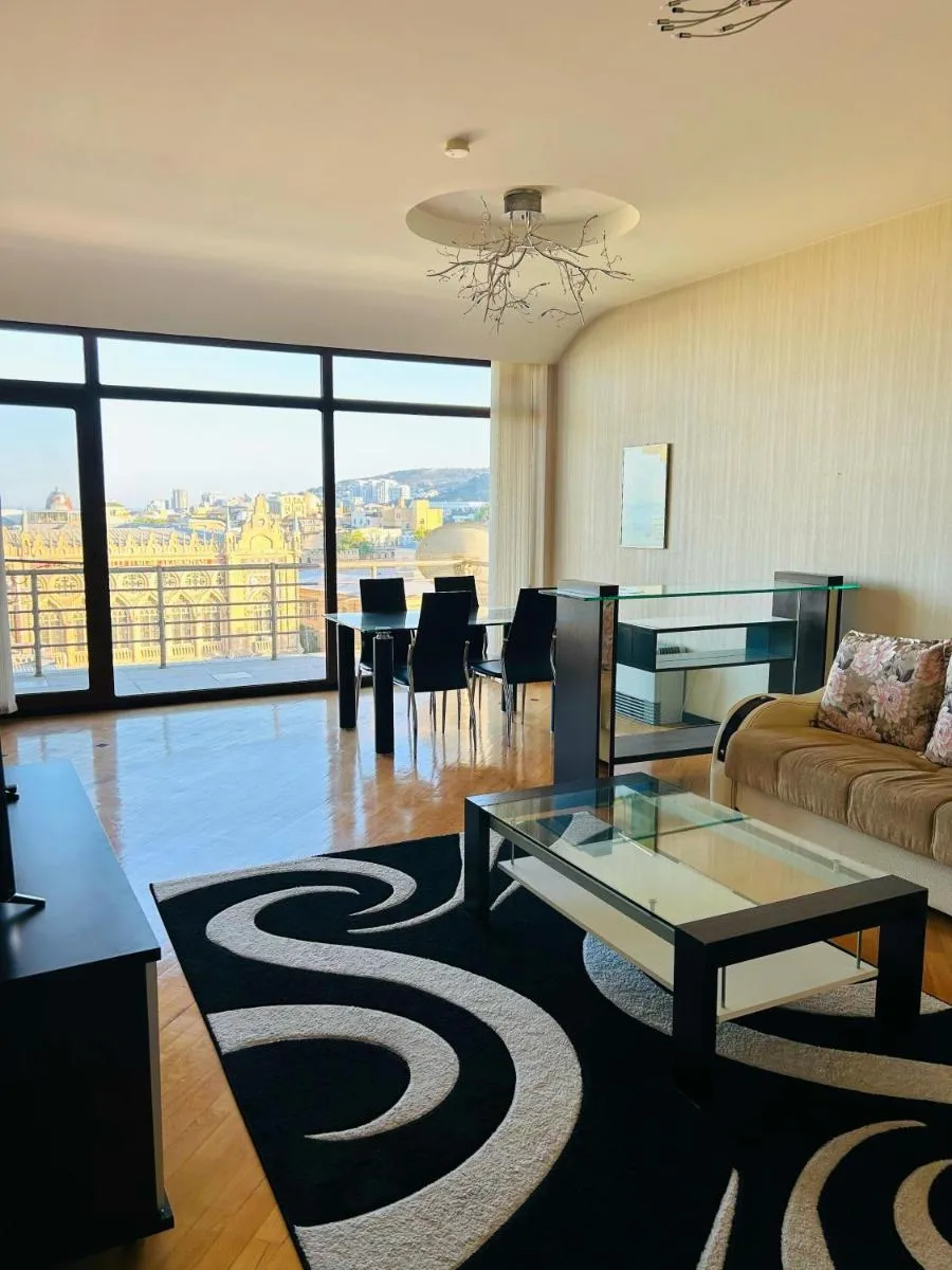 Image 5 of Apartment on Nizami street