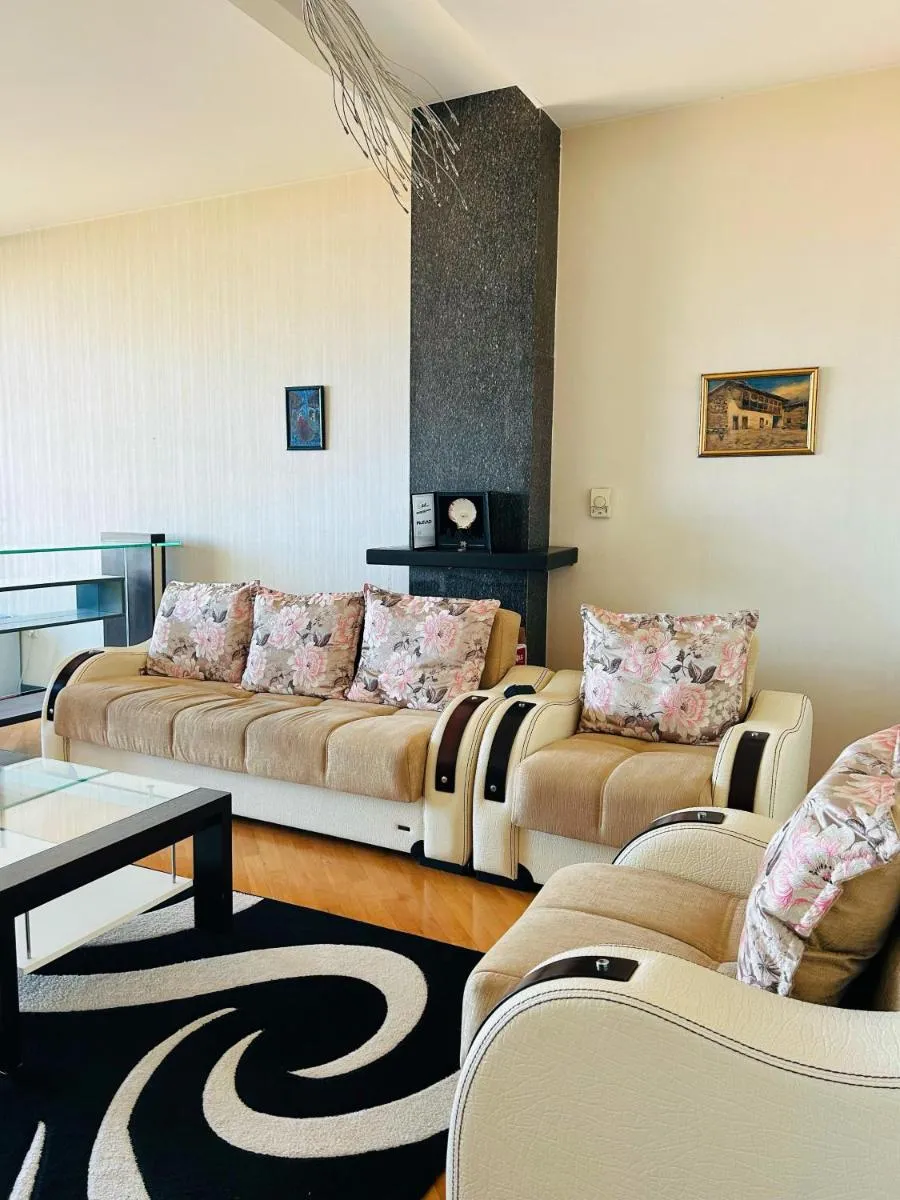 Image 6 of Apartment on Nizami street