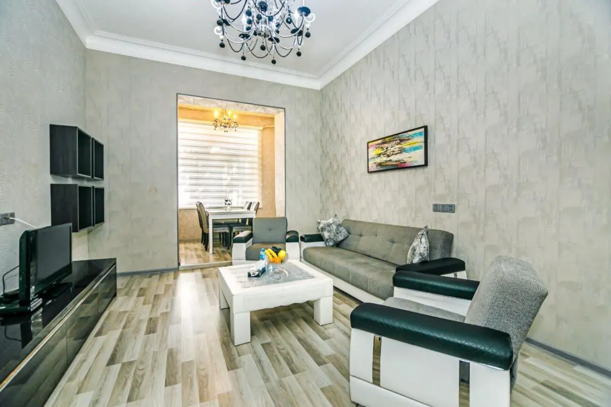 Image 6 of Azneft Square Deluxe Apartment