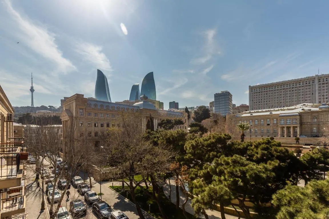 Image of Azneft Square Flame Towers View Apartment