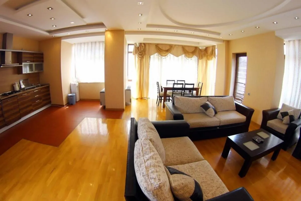 Image 5 of BAKU CITY CENTRE APARTMENT