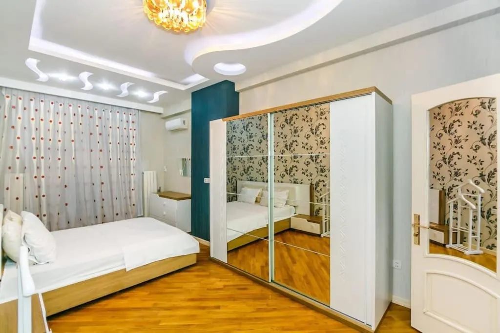 Image 1 of Baku Apartment K1