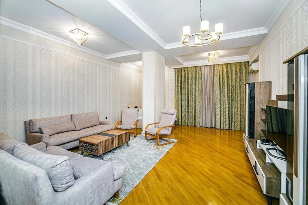 Image 4 of Baku Apartment K21