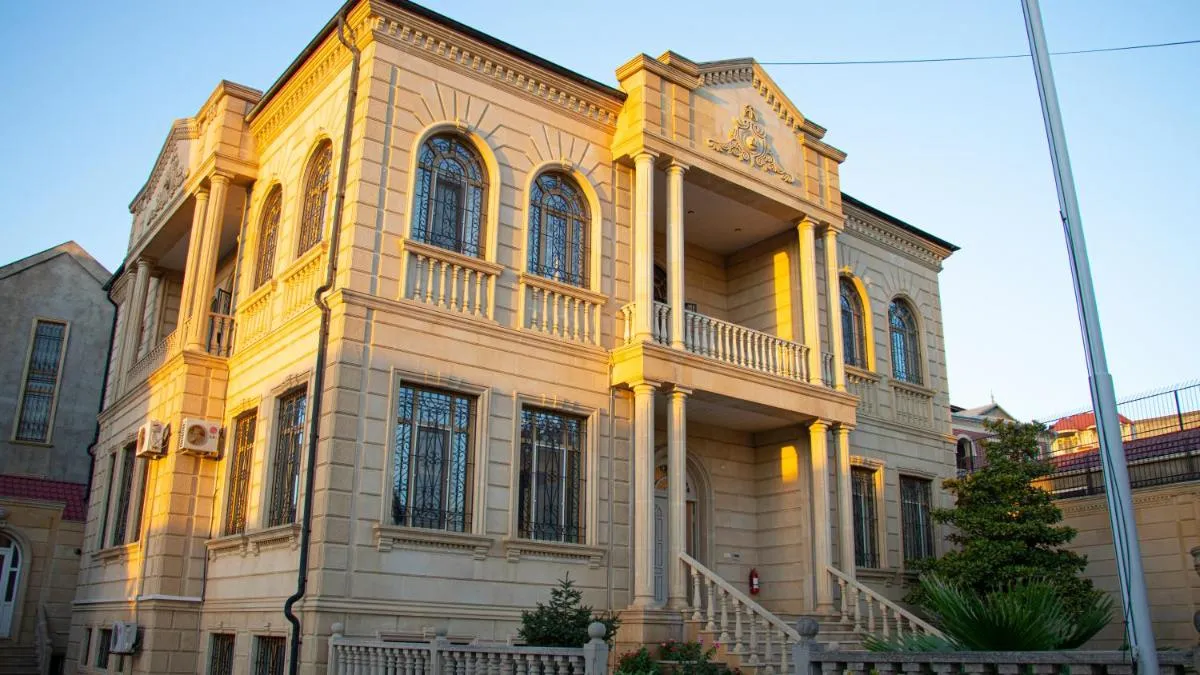 Image 2 of Baku Badamdar Apartment Villa