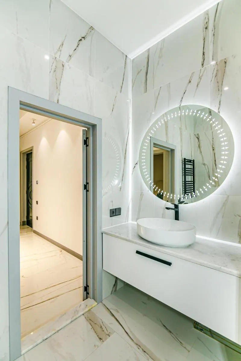 Image 3 of Baku KNightsBridge London Apartment