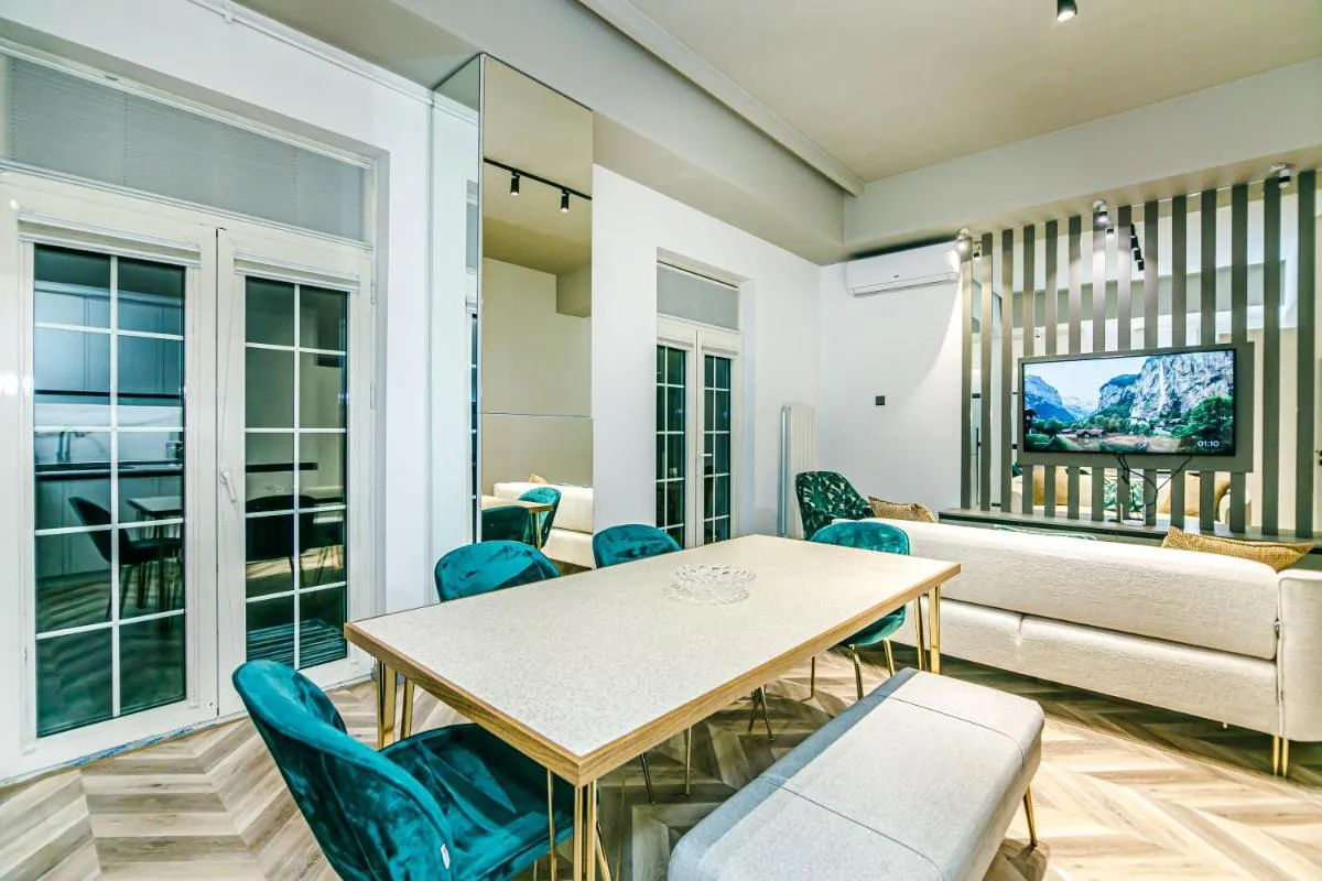 Image 4 of Baku KNightsBridge London Apartment