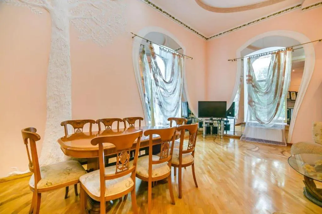 Image 4 of Baku Nizami Street Triplex 4 bedroom
