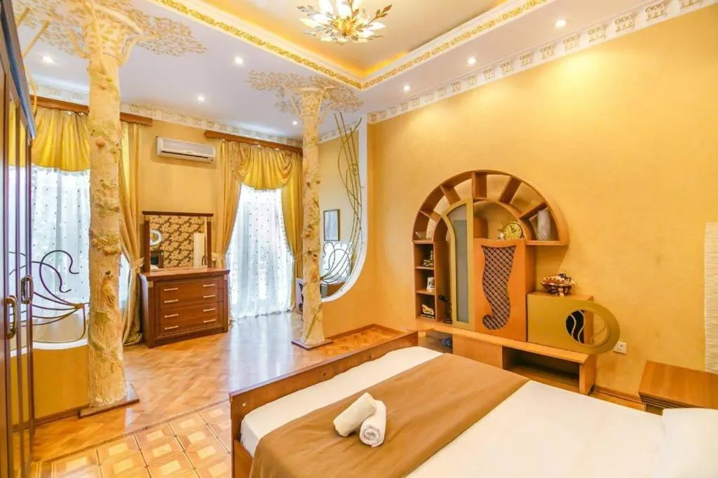 Image 6 of Baku Nizami Street Triplex 4 bedroom