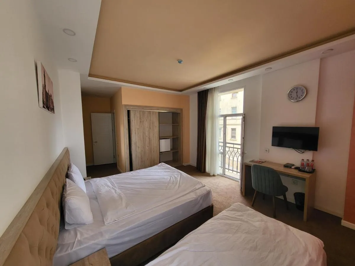 Image 4 of Baku Panorama Hotel
