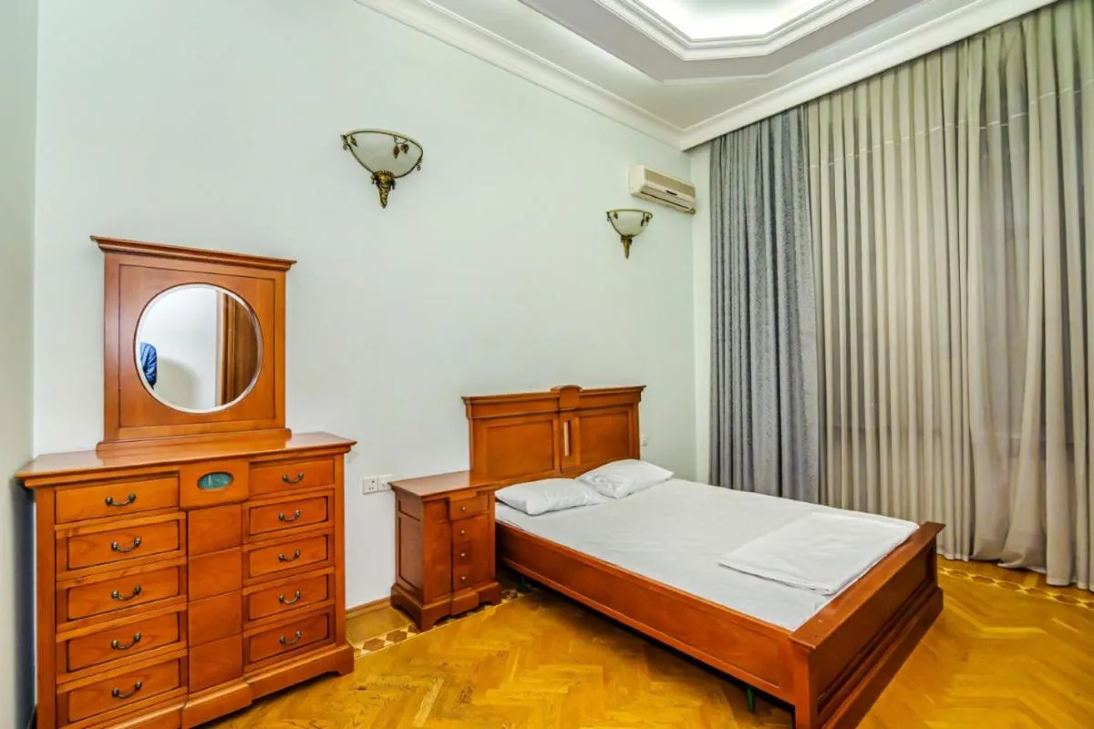 Image 6 of Big Apartment Saray