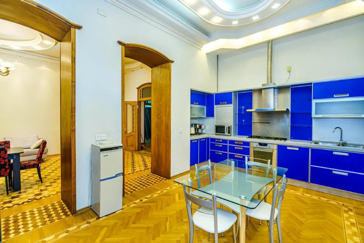 Image 2 of Big Apartment Saray
