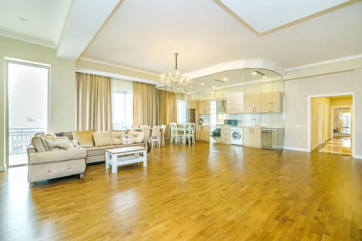 Image of Buta Palace Luxury House