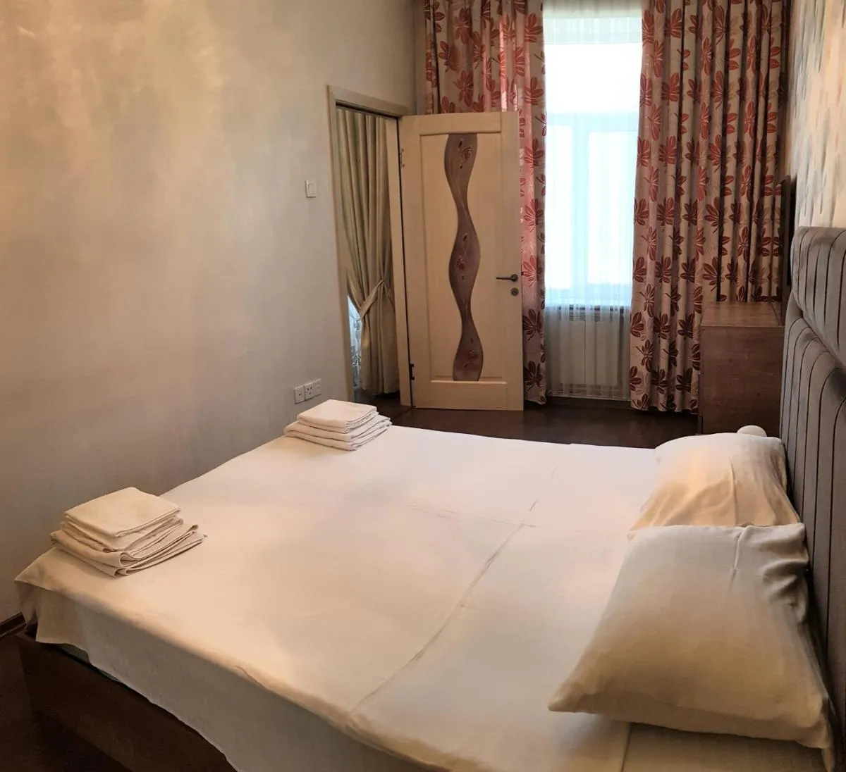 Image 1 of Central Baku Luxury Apartment on Nizami Street