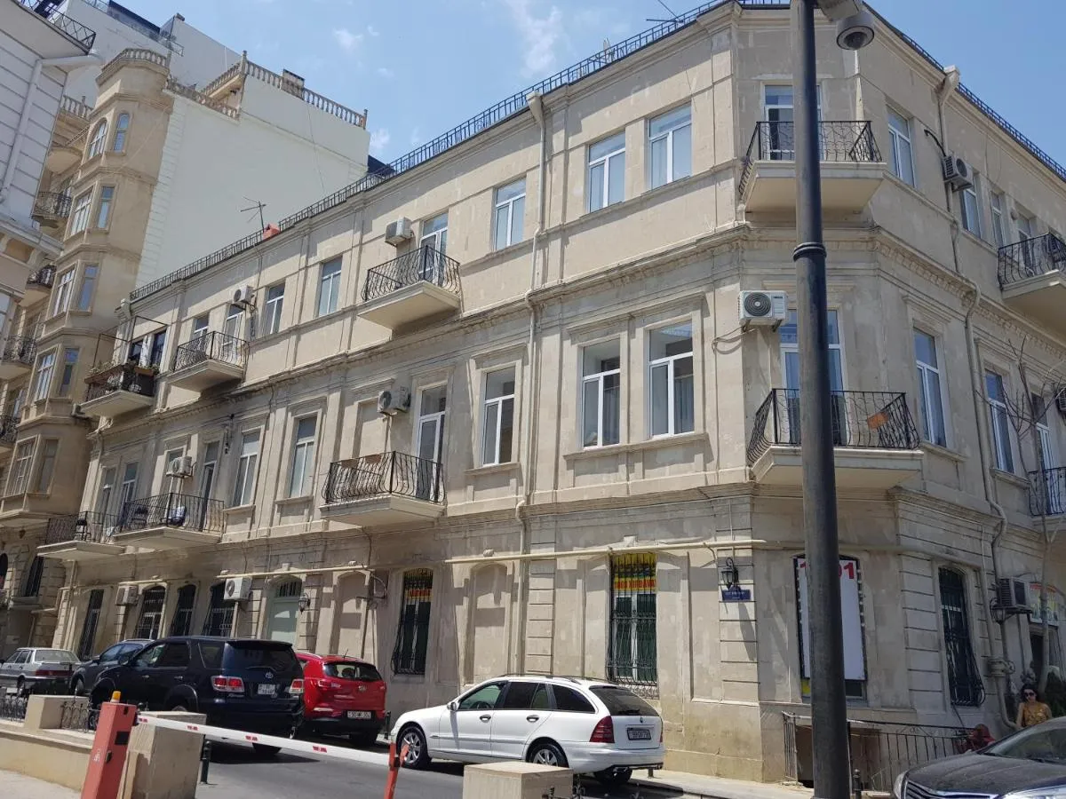 Image 5 of Central Baku Luxury Apartment on Nizami Street