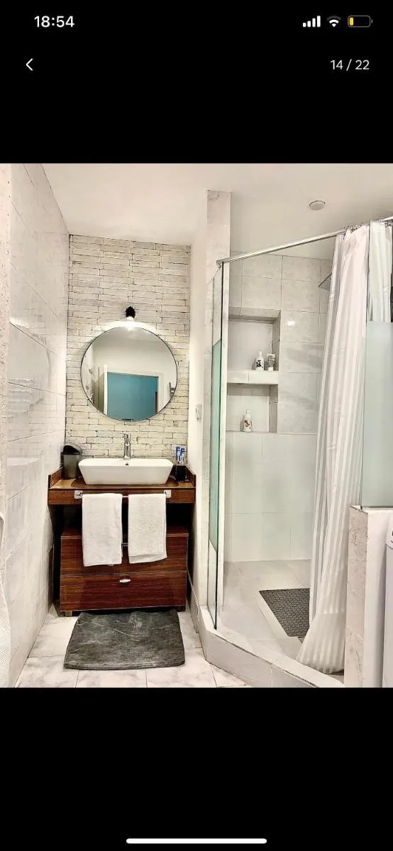 Image 4 of City centre HOTEL STYLE APARTMENT