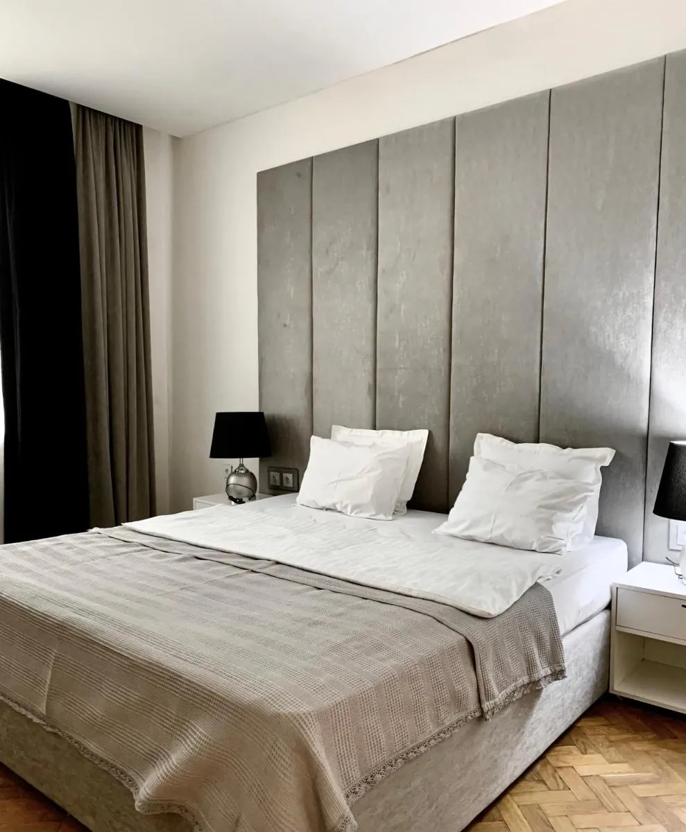 Image 2 of City centre HOTEL STYLE APARTMENT