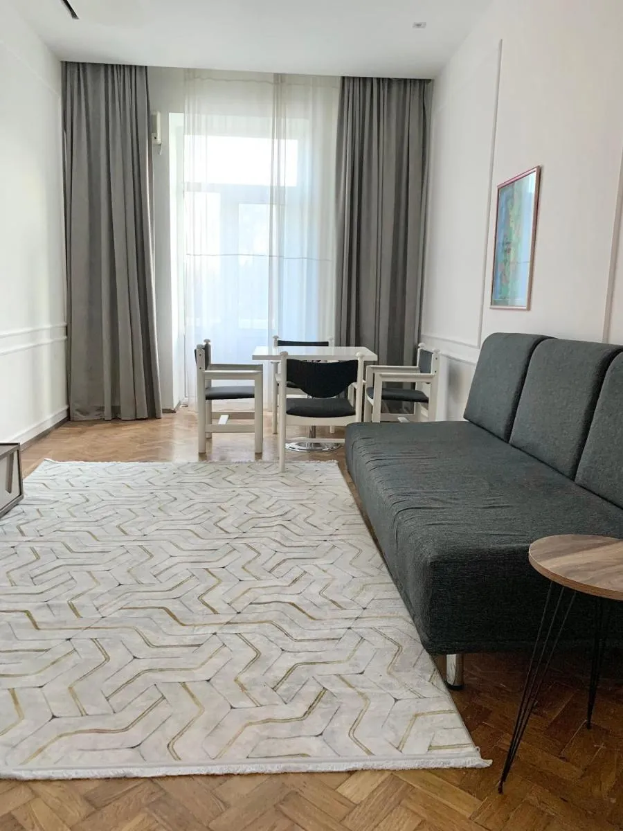 Image 6 of City centre HOTEL STYLE APARTMENT