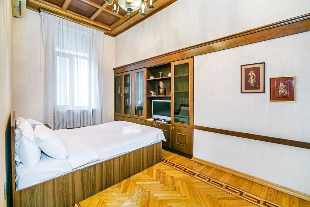 Image 1 of Continental Apartment