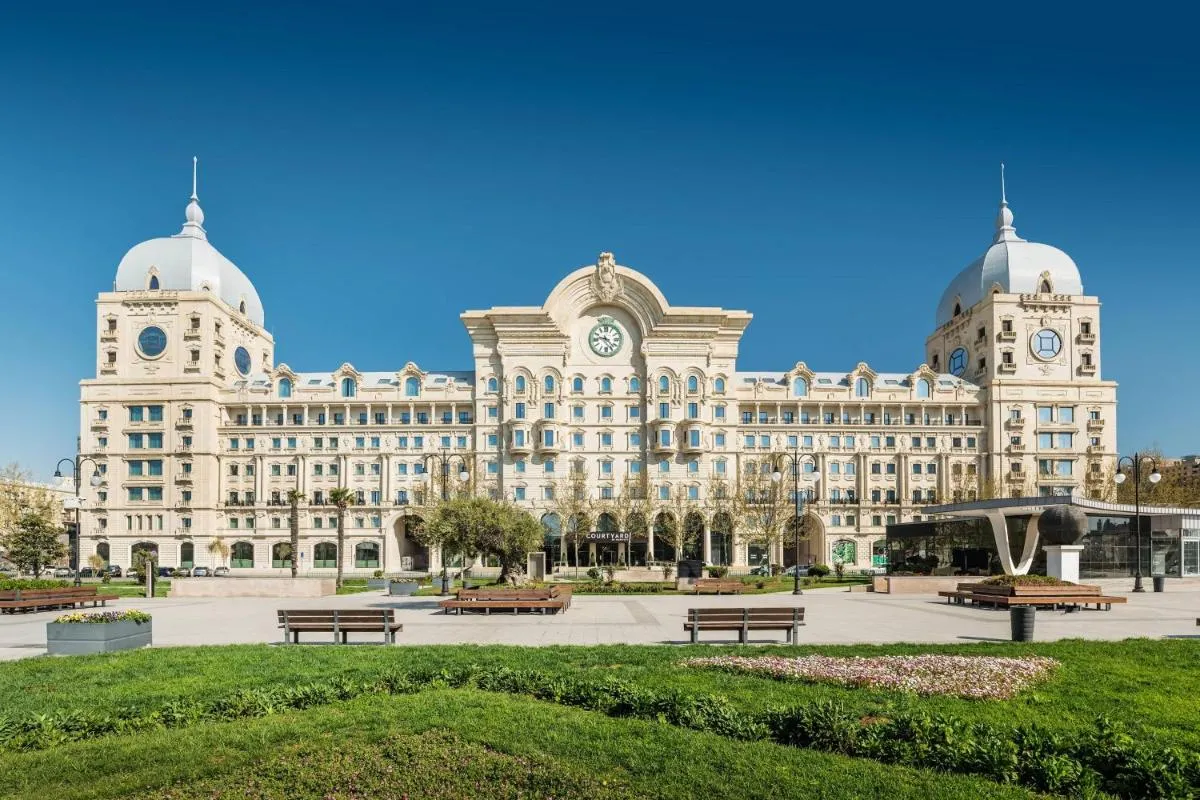 Image 2 of Courtyard by Marriott Baku