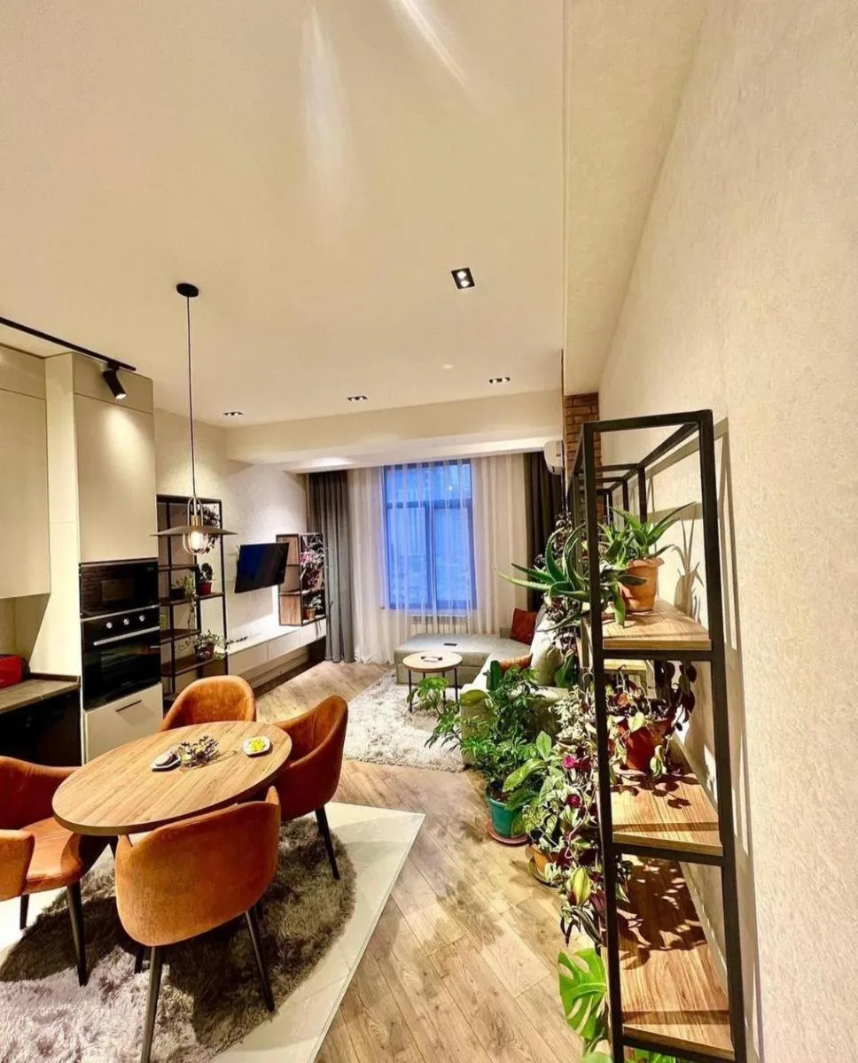 Image 6 of Cozy modern/loft apartment