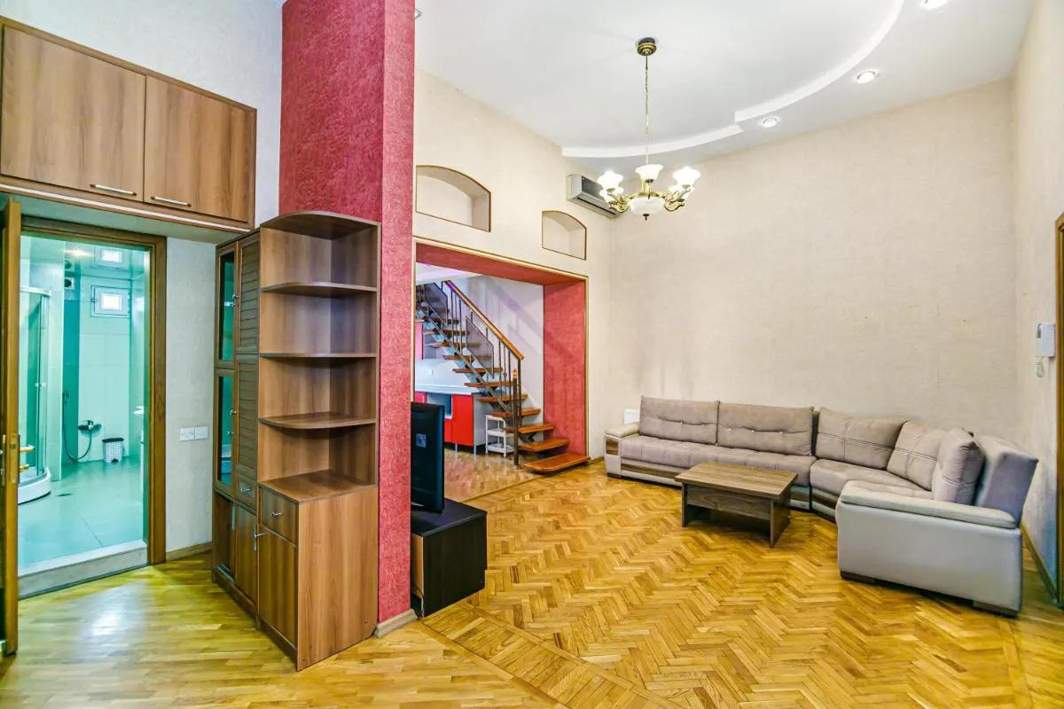 Image 1 of Deluxe Apartment 20/67