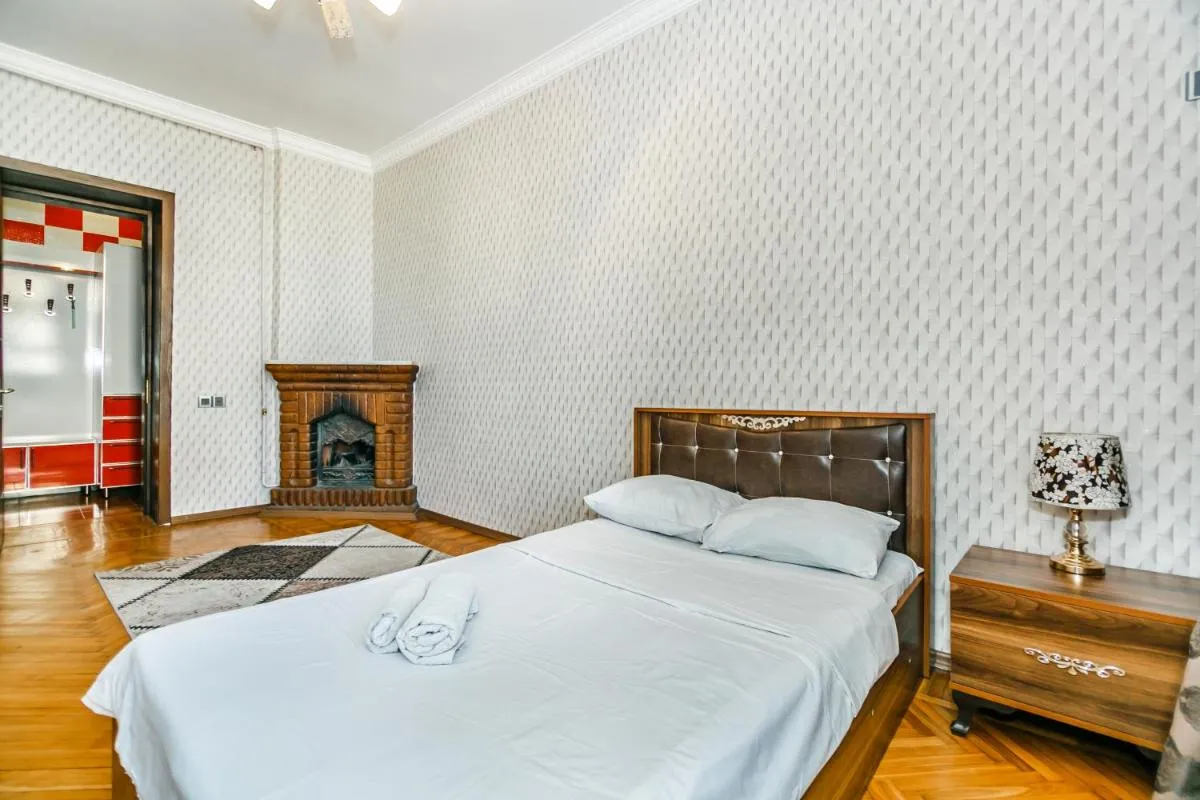 Image 6 of Deluxe Apartment 39
