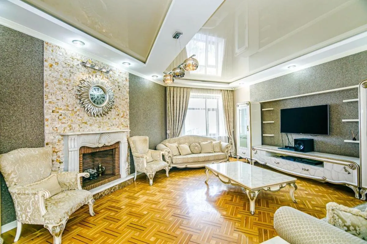 Image 2 of Fashion VIP Special Apartment