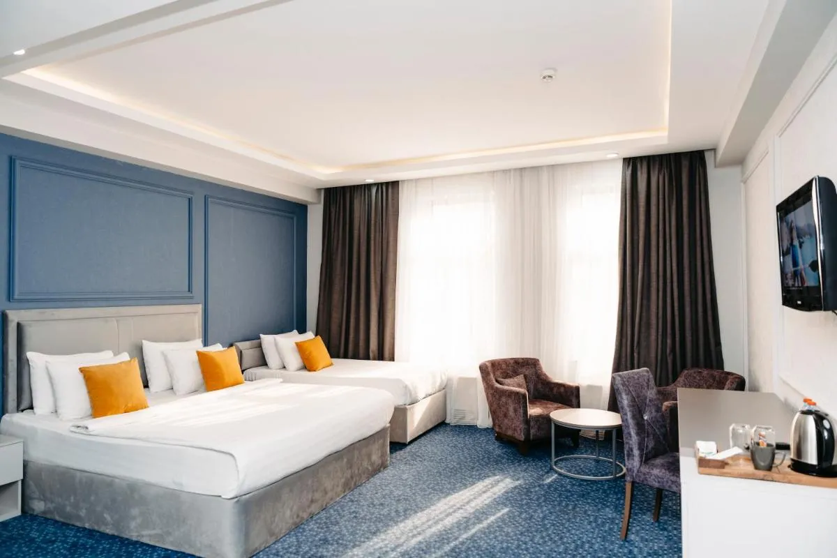 Image 2 of Grand Hotel Baku Central Park