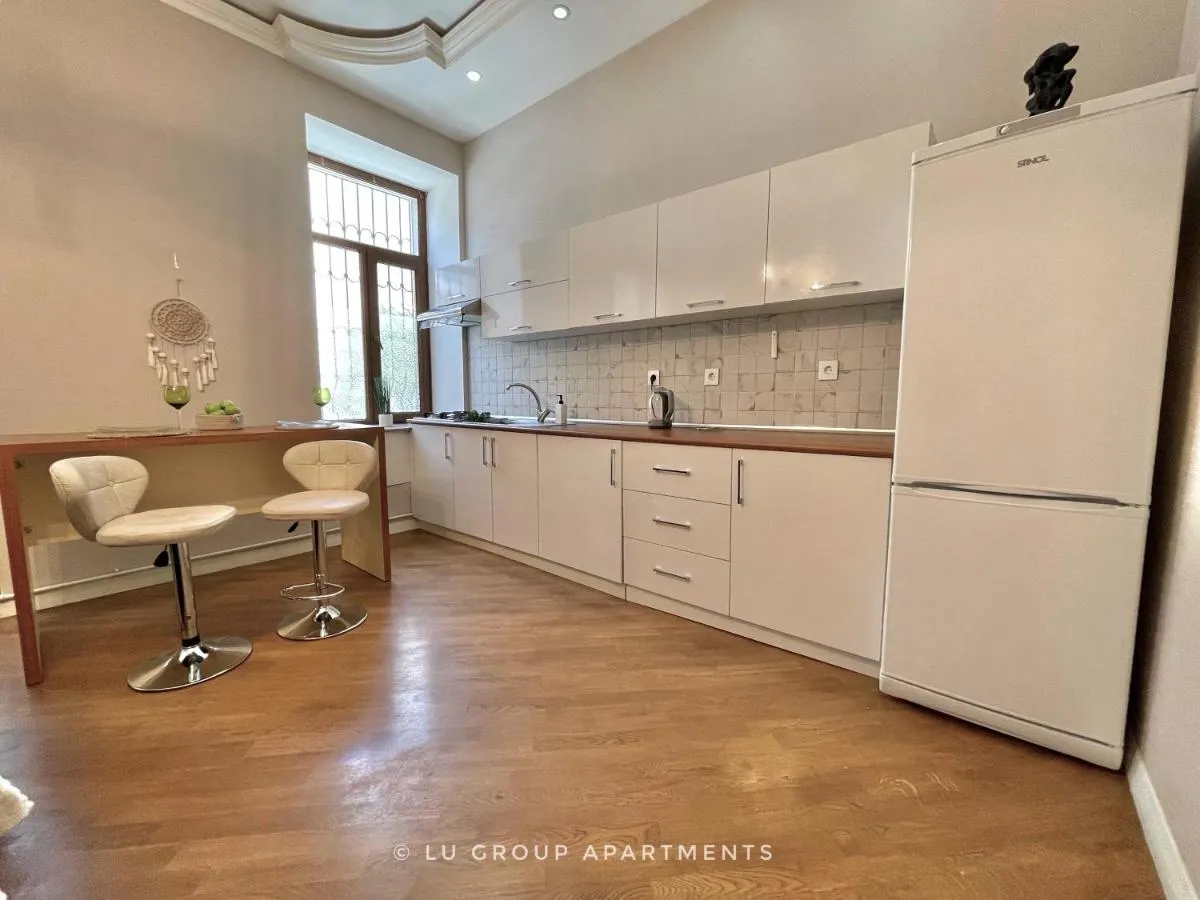 Image 3 of Greenlights Apartment
