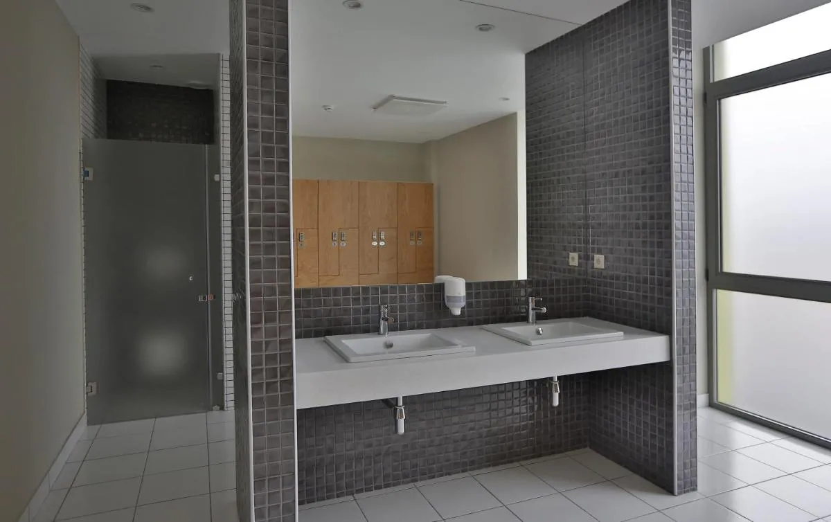 Image 2 of HomeBridge Hotel Apartments