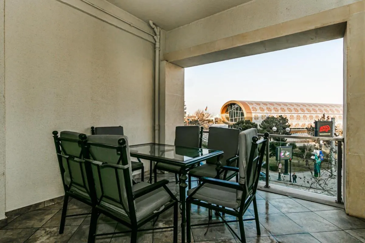 Image 2 of Isr Baku Family hotel apartment 4 bedroom