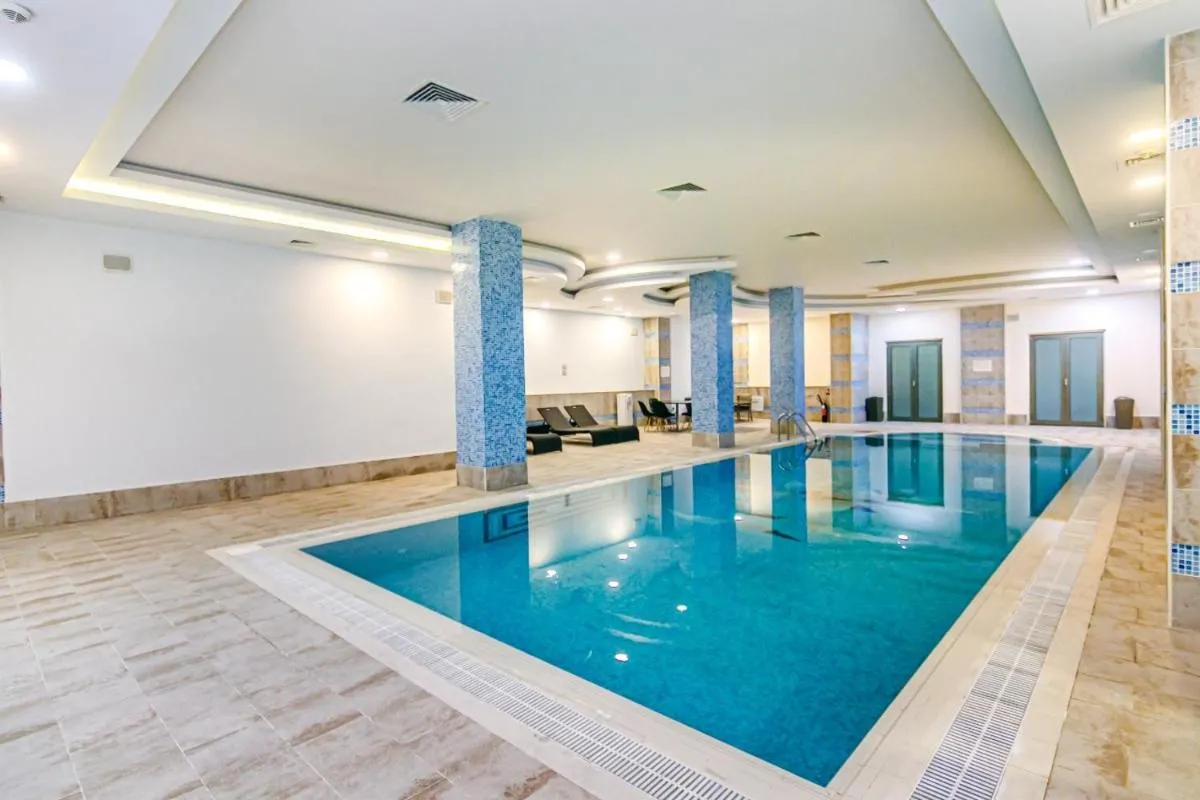 Image 5 of İsr Baku Hotel apartment with a pool