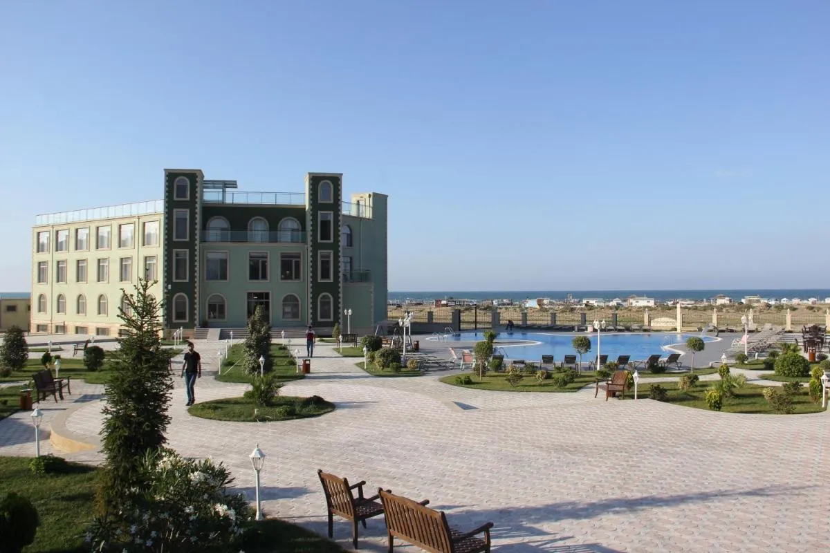 Image 5 of Khazar Inji