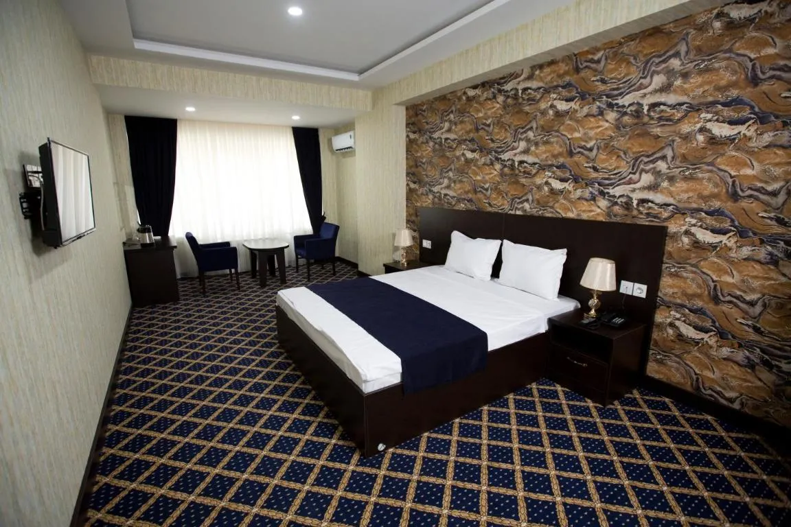 Image of Kristal Inn Hotel