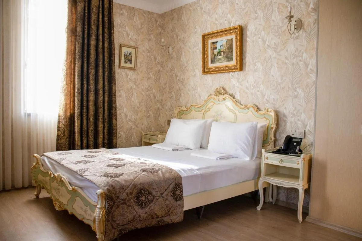 Image 1 of La Casa Old City Hotel