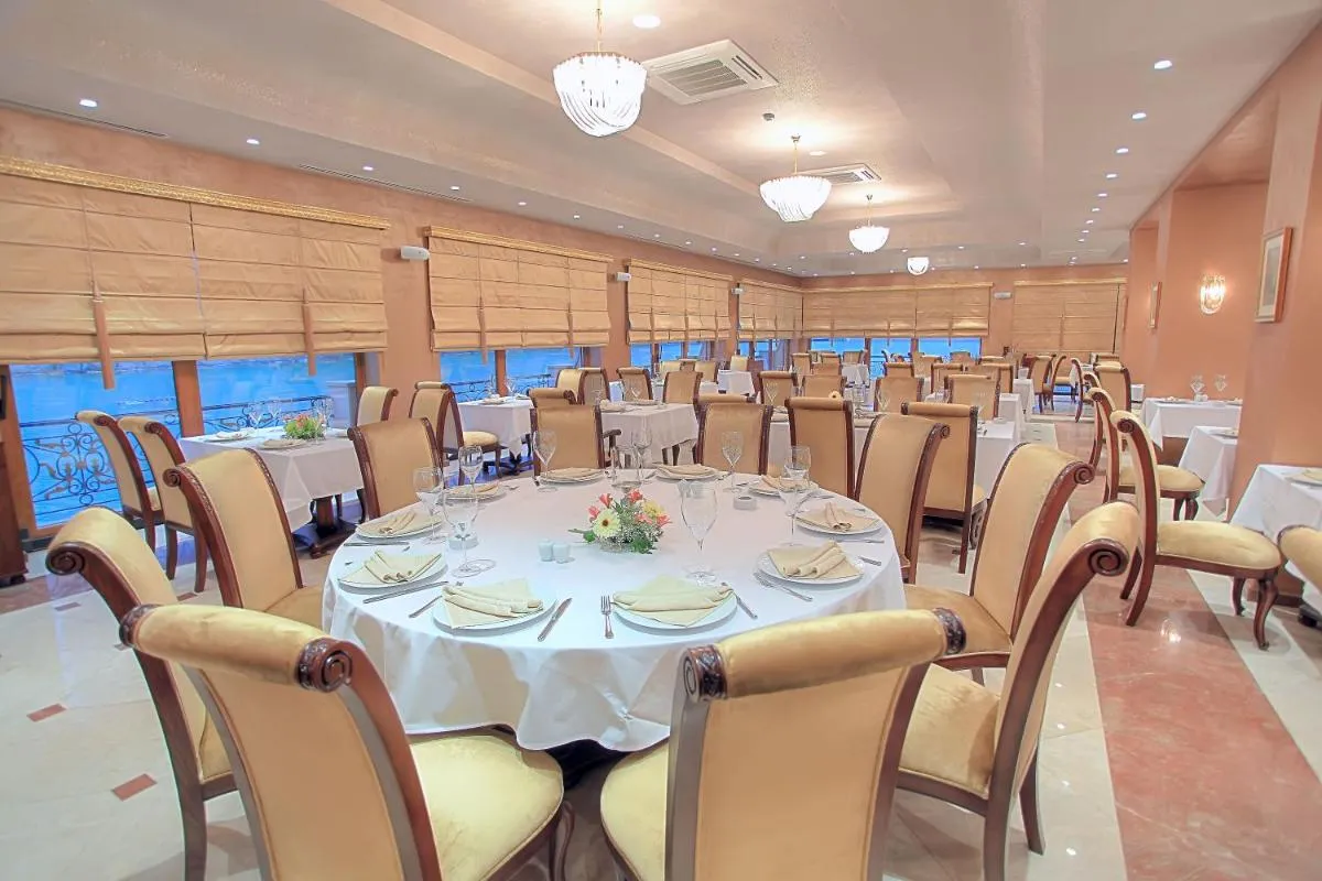 Image 3 of Lake Palace Baku