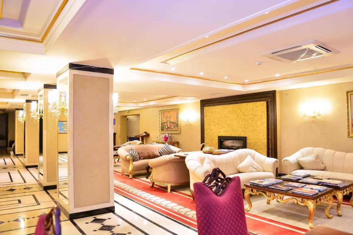 Image 4 of Lake Palace Baku