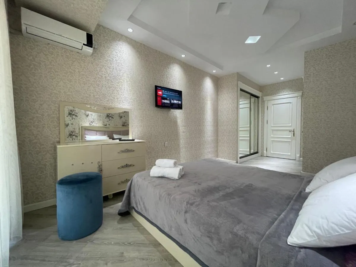 Image 6 of Lux Apartment