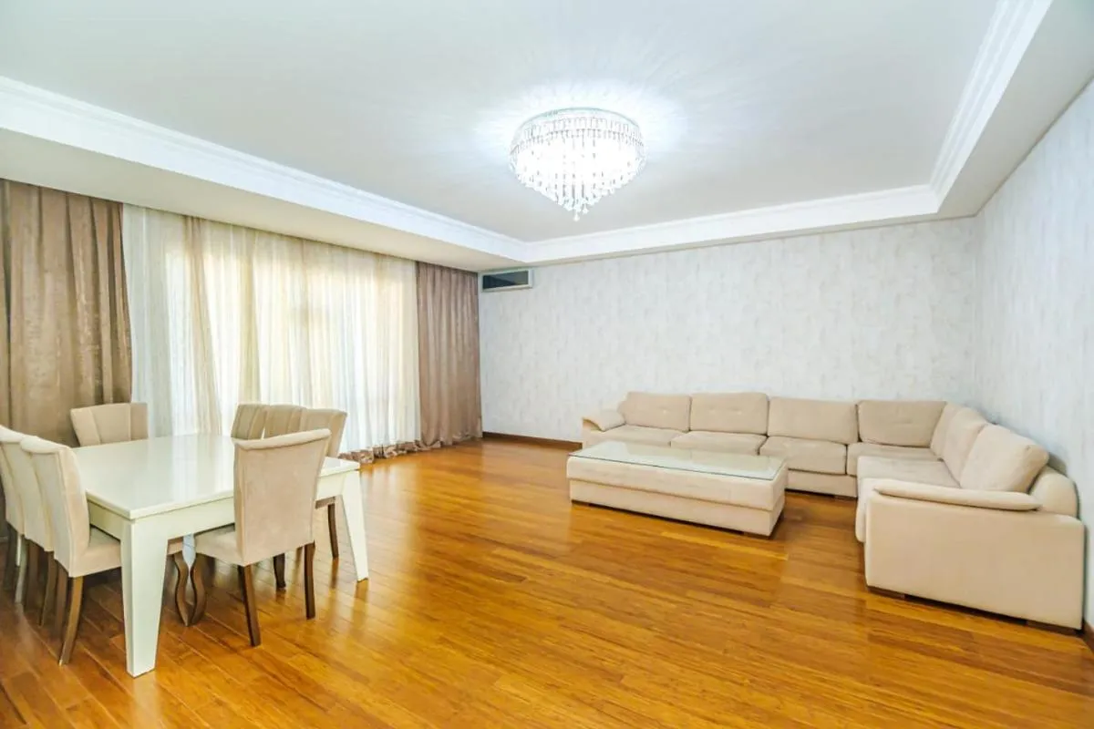 Image 3 of Luxary Home VIP Apartment