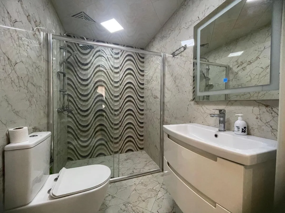 Image 2 of Luxe Azure Apartment