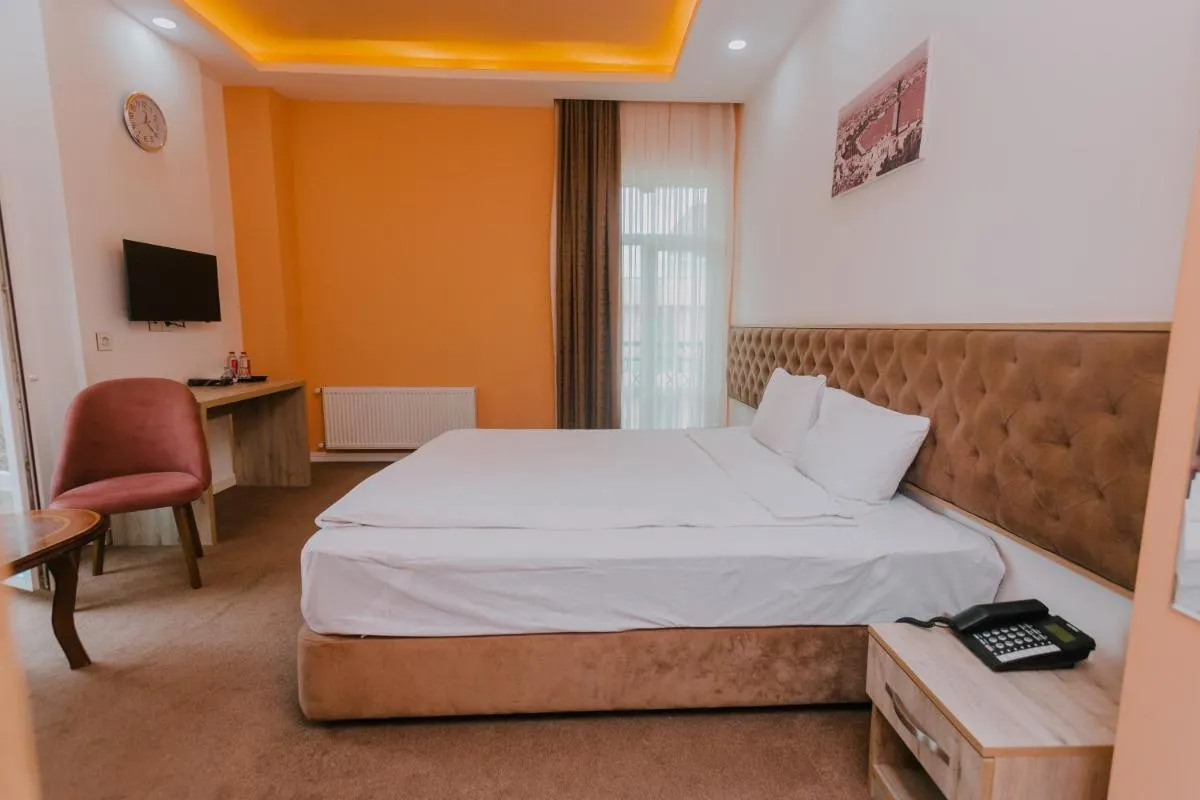 Image 2 of Madinah Hotel