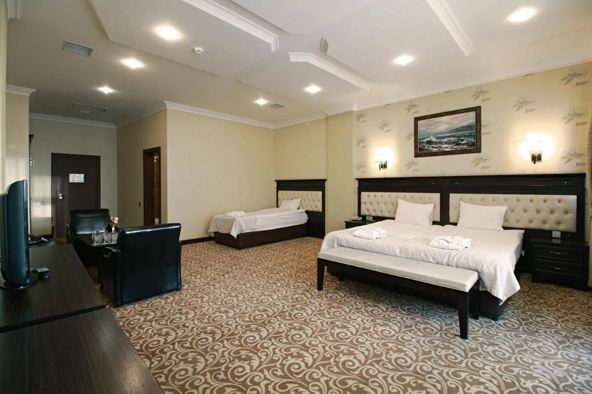Image 4 of New Baku Hotel