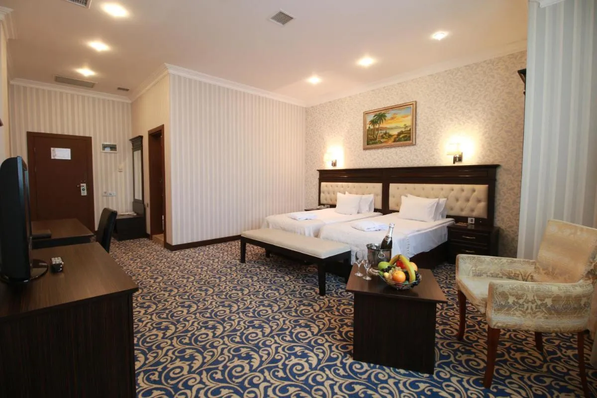 Image 3 of New Baku Hotel